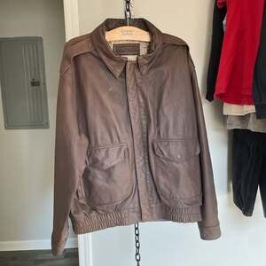 Vintage G-III Global Identity Leather Bomber Jacket...